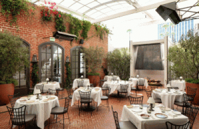 Turnkey Casual Fine Dining Restaurant – Premium North Shore Opportunity - Recently Renovated - Huge Upside 